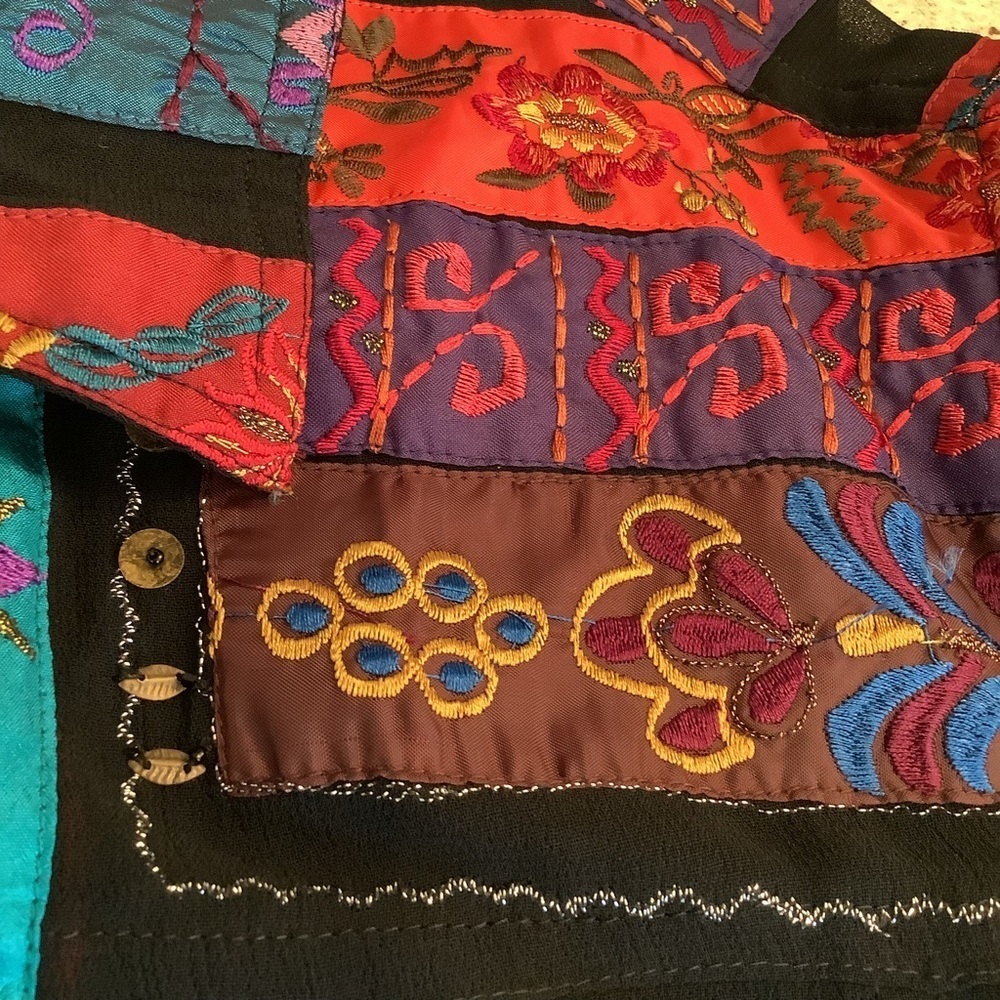 Chico’s Colorful Patchwork Shirt Jacket Size 2 (Large) Embroidered - Picture 5 of 7